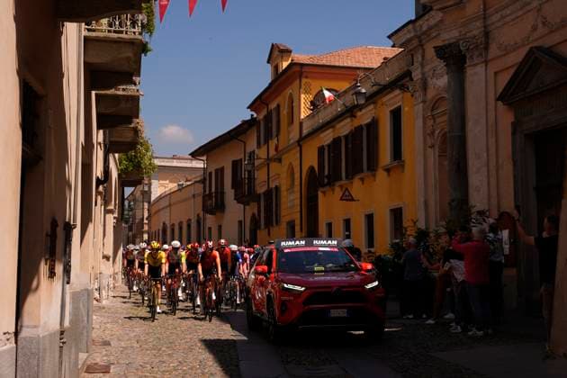 The start with car race during the stage 19 of the Giro d™Italia from Biella to Champoluc, Italy - Friday, May 30, 2025. - cycling.  Copyright: xFabioxFerrari LaPressex