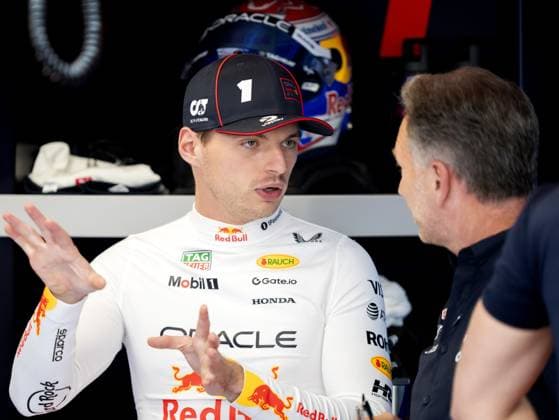BARCELONA - Max Verstappen (Red Bull Racing) in conversation with Team boss Christian Horner prior to the first free practice session ahead of the Spanish Grand Prix. ANP SANDER KING xVIxANPxSportx xxANPxIVx 529001312 originalFilename: 529001312.jpg