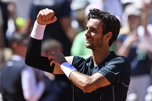 2025 Roland-Garros - Day 6 PARIS, FRANCE - MAY 30: Lorenzo Musetti of Italy celebrates after winning the match against Mariano Navone (not seen) of Argentina during their men s singles match on day 6 of the French Open tennis tournament on Court Suzanne-Lenglen in Paris, France on May 30, 2025. Burak Akbulut Anadolu Paris France. Editorial use only. Please get in touch for any other usage.  Copyright: x2025xAnadoluxBurakxAkbulutx