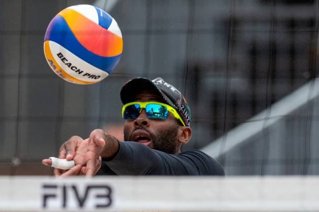 Evandro Goncalves Oliveira Junior of Brasil in action during the Group B men match Jakub Sepka and Jiri Sedlak of Czech Republik vs Evandro Goncalves Oliveira Junior and Arthur Diego Mariano Lanci of Brasil at the Pro Tour Elite Beach volleyball, Beachvolleyball tournament in Ostrava, Czech Republic, May 30, 2025. (CTKxPhoto VladimirxPrycek) CTKPhotoP2025053004403  CTKPhotoP2025053004403