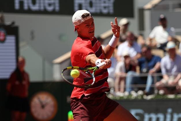 ROLAND GARROS 2025 Thierry Larret MAXPPP - PARIS (75) 30 05 2025 Thierry Larret Maxppp. Tennis. Roland Garros 2025. Internationaux de France de tennis. Stade Roland Garros, Paris (75). Le 30 mai 2025. Court Philippe Chatrier : Quentin HALYS (FRA) vs Holger RUNE (DEN) - Tennis. Roland Garros 2025. French Open tennis tournament. Roland Garros Stadium, Paris (75) PARIS (75) STADE ROLAND GARROS PARIS ILE DE FRANCE FRANCE  Copyright: xMAXPPPxThierryxLarretx TLR202505305423 TLR202505305423