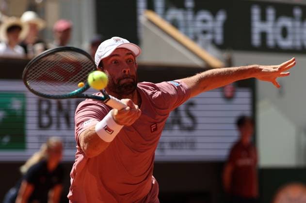 ROLAND GARROS 2025 Thierry Larret MAXPPP - PARIS (75) 30 05 2025 Thierry Larret Maxppp. Tennis. Roland Garros 2025. Internationaux de France de tennis. Stade Roland Garros, Paris (75). Le 30 mai 2025. Court Philippe Chatrier : Quentin HALYS (FRA) vs Holger RUNE (DEN) - Tennis. Roland Garros 2025. French Open tennis tournament. Roland Garros Stadium, Paris (75) PARIS (75) STADE ROLAND GARROS PARIS ILE DE FRANCE FRANCE  Copyright: xMAXPPPxThierryxLarretx TLR202505305424 TLR202505305424