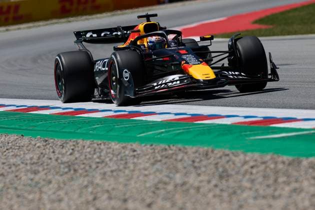 F1 Grand Prix of Spain - Practice Max Verstappen of the Netherlands driving the (1) Oracle Red Bull Racing RB21 on track during practice ahead of the F1 Grand Prix of Spain at Circuit de Barcelona-Catalunya on May 30, 2025, in Barcelona, Spain. Barcelona Circuit de Barcelona-Catalunya Catalunya Spain RL_F1GPESP2025_000209 Copyright: xRicardoxLarreinax