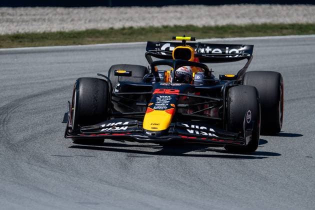 Yuki Tsunoda Oracle Red Bull Racing, Japan, 22 in RB21, ESP, Formula 1 World Championship, Aramco Grand Prix of Spain, Circuit de Barcelona Catalunya, Free Practice, 2025 season, 30 05 2025 ESP, Formula 1 World Championship, Aramco Grand Prix of Spain, Circuit de Barcelona Catalunya, Free Practice, 2025 season, 30 05 2025 Barcelona Copyright: xEibner-Pressefoto Memmlerx EP_MMR
