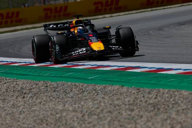 F1 Grand Prix of Spain - Practice Max Verstappen of the Netherlands driving the (1) Oracle Red Bull Racing RB21 on track during practice ahead of the F1 Grand Prix of Spain at Circuit de Barcelona-Catalunya on May 30, 2025, in Barcelona, Spain. Barcelona Circuit de Barcelona-Catalunya Catalunya Spain RL_F1GPESP2025_000221 Copyright: xRicardoxLarreinax