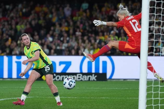 May 30, 2025, Melbourne, Vic, Australia: Kahli Johnson of Australia kicks a goal during her first match for the national team, Nationalteam in a womenÃ¢â‚¬â ¢s International Friendly, Länderspiel, Nationalmannschaft football match between the Australia and Argentina at Marvel Stadium in Melbourne Australia. Australia 2:0 Argentina. Melbourne Australia - ZUMAl303 20250530_aaf_l303_008 Copyright: xSydneyxLowx