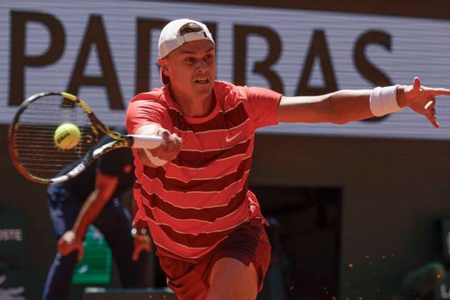 May 30, 2025, Paris, Paris, France: Holger Rune (DAN) in action during the tennis Grand Slam of Roland Garros 2025, match between Quentin Halys (FRA) and Holger Rune (DAN) at Roland Garros Stadium - on May 30 2025.Paris - France Paris France - ZUMAb253 20250530_zsp_b253_073 Copyright: xLoicxBaratouxx