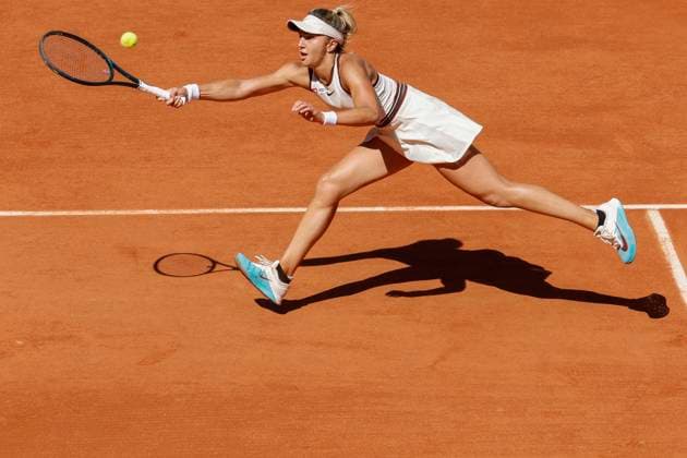 May 30, 2025, Paris, Paris, France: Jaqueline Cristian (ROU) in action during the tennis Grand Slam of Roland Garros 2025, match between Jaqueline Cristian (ROU) and Iga Swiatek (POL) at Roland Garros Stadium - on May 30 2025.Paris - France Paris France - ZUMAb253 20250530_zsp_b253_119 Copyright: xLoicxBaratouxx