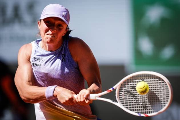 May 30, 2025, Paris, France, France: Iga SWIATEK of Poland during the sixth day of Roland-Garros 2025, French Open 2025, Grand Slam tennis tournament at Roland-Garros Stadium on May 30, 2025 in Paris, France. Paris France - ZUMAm308 20250530_zsp_m308_030 Copyright: xMatthieuxMirvillex