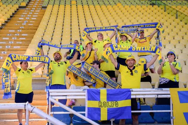 250530 Fans of Sweden ahead of the Women s Nations League football match between Italy and Sweden on May 30, 2025 in Parma Photo Ludvig Thunman BILDBYRAN code LT LT0706 fotboll football soccer fotball nations league uefa womens nations league italien italy sverige sweden dam bbeng publik  Copyright: LUDVIGxTHUNMAN BB250530LT020