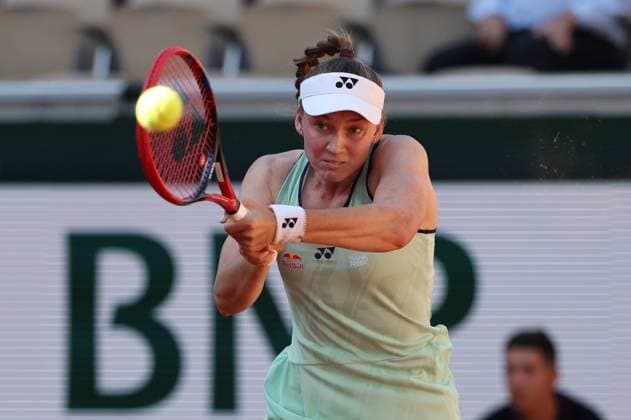 ROLAND GARROS 2025 Thierry Larret MAXPPP - PARIS (75) 30 05 2025 Thierry Larret Maxppp. Tennis. Roland Garros 2025. Internationaux de France de tennis. Stade Roland Garros, Paris (75). Le 30 mai 2025. Court Suzanne Lenglen : Elena RYBAKINA (KAZ) vs Jelena OSTAPENKO (LAT) PARIS (75) STADE ROLAND GARROS PARIS ILE DE FRANCE FRANCE  Copyright: xMAXPPPxThierryxLarretx TLR202505306308 TLR202505306308
