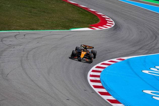 F1 - SPANISH GRAND PRIX 2025 81 PIASTRI Oscar (aus), McLaren F1 Team MCL39, action during the Formula 1 Aramco Gran Premio de Espana 2025, Spanish Grand Prix 2025, 9th round of the 2025 FIA Formula One World Championship, WM, Weltmeisterschaft from May 30 to June 1, 2025 on the Circuit de Barcelona-Catalunya, in Montmelo, Spain - MontmeloSpain  Copyright: xFLORENTxGOODENx
