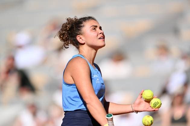 2025 Roland-Garros - Day 6 PARIS, FRANCE - MAY 30: Jasmine Paolini of Italy reacts as she plays against Yulia Starodubtseva of Ukraine during the Women s Singles Third Round match on Day Six of the 2025 French Open at Roland Garros on May 30, 2025 in Paris, France. Mustafa Yalcin Anadolu Paris France. Editorial use only. Please get in touch for any other usage.  Copyright: x2025xAnadoluxMustafaxYalcinx