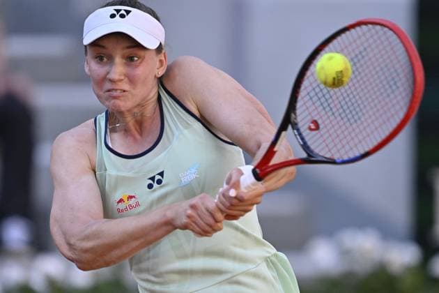 2025 Roland-Garros - Day 6 PARIS, FRANCE - MAY 30: Elena Rybakina of Kazakhstan in action against Latvia s Jelena Ostapenko during the Women s Singles Third Round match on Day Six of the 2025 French Open at Roland Garros on May 30, 2025 in Paris, France. Burak Akbulut Anadolu Paris France. Editorial use only. Please get in touch for any other usage.  Copyright: x2025xAnadoluxBurakxAkbulutx