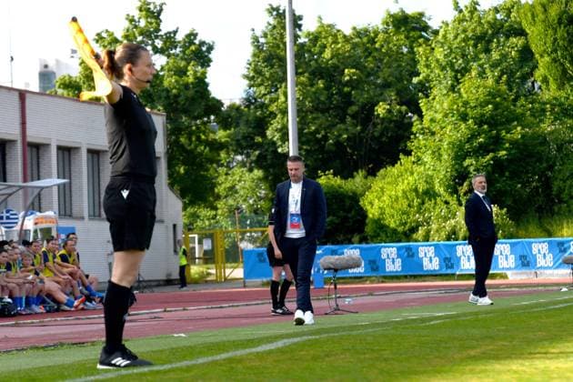 Ljubljana, Slovenia, May 30th 2025: Sasa Kolman head coach of Slovenia (C), Alexandros Katikaridis head coach of Greece (R) during the UEFA Women?s Nations League, League B Group B2, match between Slovenia and Greece at Sports Park Siska, Ljubljana, Slovenia. (Natasa Kupljenik SPP) Copyright: xNatasaxKupljenikx xSPPx spp-en-NaKuSp-NNS_0534