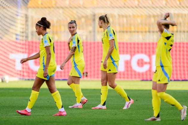 250530 Felicia Schröder , Julia Zigiotti Olme , Fridolina Rolfö and Rebecka Blomqvist of Sweden during the Women s Nations League football match between Italy and Sweden on May 30, 2025 in Parma Photo Ludvig Thunman BILDBYRAN code LT LT0706 fotboll football soccer fotball nations league uefa womens nations league italien italy sverige sweden dam bbeng  Copyright: LUDVIGxTHUNMAN BB250530LT048