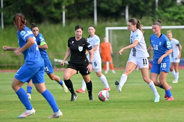 Ljubljana, Slovenia, May 30th 2025: Lara Prasnikar of Slovenia (2R) in action against Ioanna Papatheodorou of Greece (R) during the UEFA Women?s Nations League, League B Group B2, match between Slovenia and Greece at Sports Park Siska, Ljubljana, Slovenia. (Igor Kupljenik SPP) Copyright: xIgorxKupljenikx xSPPx spp-en-IgKuSp-IK5_1769