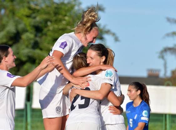 Ljubljana, Slovenia, May 30th 2025: Slovenia celebrate score during the UEFA Women?s Nations League, League B Group B2, match between Slovenia and Greece at Sports Park Siska, Ljubljana, Slovenia. (Natasa Kupljenik SPP) Copyright: xNatasaxKupljenikx xSPPx spp-en-NaKuSp-NNS_0630