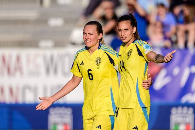 250530 Magdalena Eriksson and Nathalie Björn of Sweden reacts after a disallowed goal during the Women s Nations League football match between Italy and Sweden on May 30, 2025 in Parma Photo Ludvig Thunman BILDBYRAN code LT LT0706 fotboll football soccer fotball nations league uefa womens nations league italien italy sverige sweden dam bbeng depp  Copyright: LUDVIGxTHUNMAN BB250530LT070