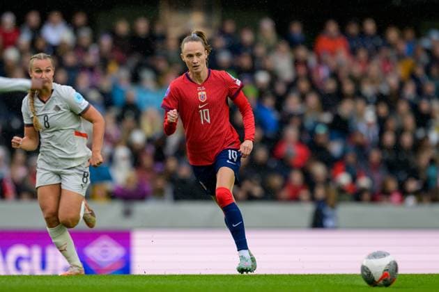 250530 Caroline Graham Hansen of Norway during the UEFA Women™s Nations League football match between Norway and Iceland on May 30, 2025 in Trondheim Photo Vegard Grott BILDBYRAN kod VG VG0755 bbeng fotboll football soccer fotball nations league landskamp norge norway dam iceland island uefa womens nations league  Copyright: VEGARDxGRoTT BB250530VG054