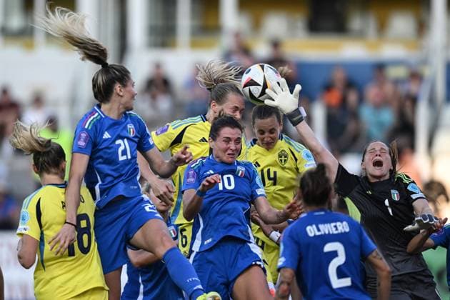 Sport Bilder des Tages Db Parma 30 05 2025 - Nations League femminile Italia-Svezia foto Daniele Buffa Image nella foto: Laura Giuliani-Magdalena Eriksson 