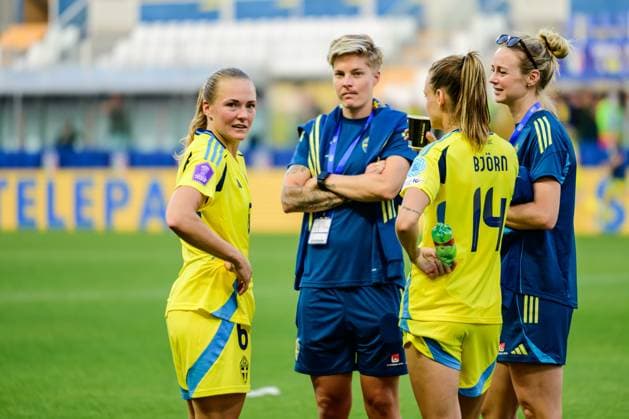 250530 Magdalena Eriksson , Lina Hurtig, Nathalie Björn and Amanda Ilestedt of Sweden after the Women s Nations League football match between Italy and Sweden on May 30, 2025 in Parma Photo Ludvig Thunman BILDBYRAN code LT LT0706 fotboll football soccer fotball nations league uefa womens nations league italien italy sverige sweden dam bbeng depp  Copyright: LUDVIGxTHUNMAN BB250530LT125