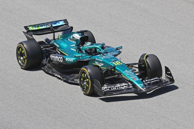 F1 Grand Prix of Spain - Practice Lance Stroll, of the Aston Martin Aramco Formula One Team, drives the Aston Martin AMR25 Mercedes during Practice 1 for the Formula 1 Aramco Grand Prix of Spain at Circuit de Barcelona-Catalunya in Barcelona, Spain, on May 30, 2025. Barcelona Barcelona Spain  Copyright: xUrbanandsportx originalFilename:urbanandsport-formula1250530_npMCi.jpg