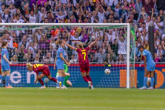 Bremen, Germany 30 May 2025 UEFA Nations League Women 2025 Germany vs Netherlands In the picture 2 from left goal scorer Laura Freigang Germany cheers after her goal for 1 0 Weser Stadion Niedersachen Copyright: xFotostandx xSchäferx