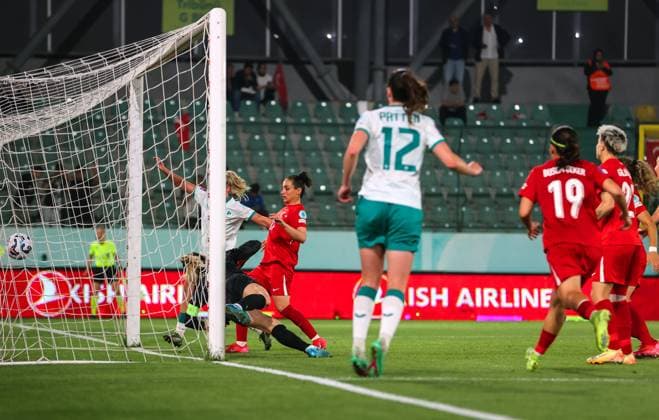 UEFA Women s Nations League 2025, Esenler Stadium, Istanbul, Turkey 30 5 2025 Turkey vs Republic of Ireland WNT Turkey™s Busem Seker (number 19) scores an own goal Busem Seker (number 19) scores an own goal 30 5 2025  Copyright: x INPHO RyanxByrnex RB2_3108