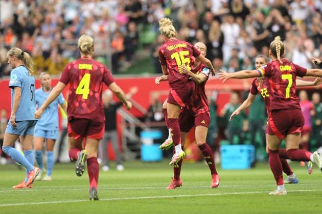 Photo Goal celebration after the early lead goal for Germany by Linda DALLMANN 16 Football international, Women international match in Bremen UEFA Womens Nations League on Fri 30 05 2025 Germany Holland