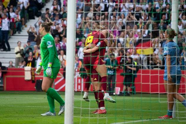 GER, Bremen, Soccer, Womens Soccer, UEFA Womens Nations League, Matchday 5, Germany vs Netherlands pictured from l Klara Buehl GER 19 , Lea Schueller GER 11 , Goal celebration 30 05 2025, Weserstadion Bremen UEFA REGULATIONS PROHIBIT ANY USE OF PHOTOGRAPHS AS IMAGE SEQUENCES AND OR QUASI VIDEO, Copyright: HMBxMedia PaulxFritz