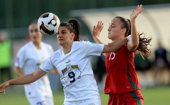 30.05.2025 Stara Pazova Serbia-Hungary Nations League women s football Jovana Damnjanovic(L) Serbia, Diana Nemeth(R) Hungary :