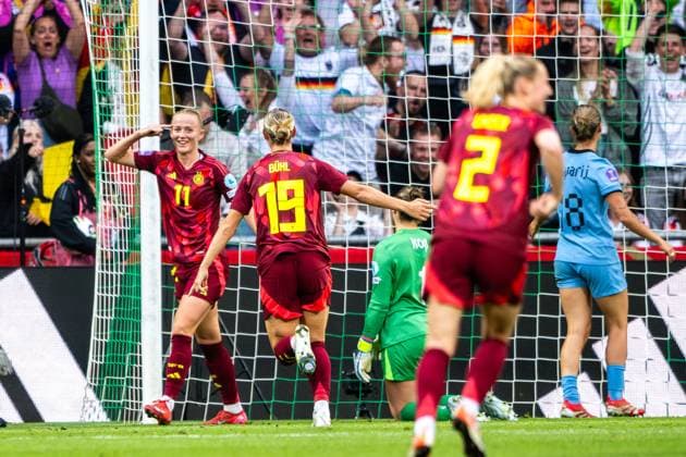 30 05 2025 Womens soccer, UEFA Womens Nations League, Germany Netherlands at the Weser Stadium in Bremen Germanys Lea Schüller celebrates after her goal to make it 2-0 Copyright: xThomasxHaeslerx