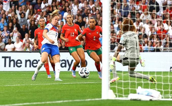 Beth Mead of England Women scores a goal to make the score 4-0 England Women v Portugal Women, UEFA Women s Nations League - League A - Group 3, Football, Wembley Stadium, London, UK - 30 May 2025 EDITORIAL USE ONLY No use with unauthorised audio, video, data, fixture lists, club league logos or live services. Online in-match use limited to 120 images, no video emulation. No use in betting, games or single club league player publications. Copyright: xKieranxMcManus Shutterstockx 15330900ak