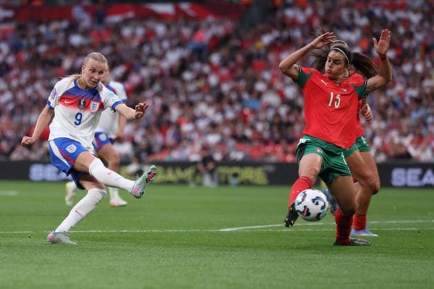 London, England, 30th May 2025. Aggie Beever-Jones of the England national team, Nationalteam scores her third goal to make it 5-0 during the England Women vs Portugal Women UEFA Women s Nations League match at Wembley Stadium, London. Picture credit should read: Paul Terry Sportimage EDITORIAL USE ONLY. No use with unauthorised audio, video, data, fixture lists, club league logos or live services. Online in-match use limited to 120 images, no video emulation. No use in betting, games or single club league player publications. SPI_024_PT_England_W_Portugal_W SPI-3968-0024