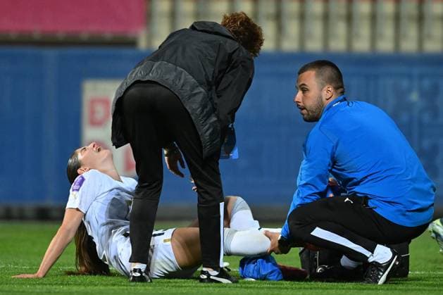 SERBIA vs HUNGARY SARA STOKIC injury football Serbia vs Hungary Nations league sports center FSS, Stara Pazova 30.05.2025. Foto: FOOTBALL, SERBIA, HUNGARY, NATIONS LEAGUE, WOMEN Stara Pazova Sports center Stara Pazova Serbia Copyright: xMarkoxMetlas xMNxPressx