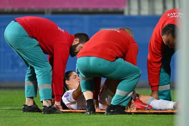 SERBIA vs HUNGARY SARA STOKIC injury football Serbia vs Hungary Nations league sports center FSS, Stara Pazova 30.05.2025. Foto: FOOTBALL, SERBIA, HUNGARY, NATIONS LEAGUE, WOMEN Stara Pazova Sports center Stara Pazova Serbia Copyright: xMarkoxMetlas xMNxPressx