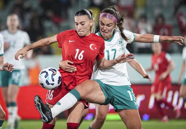 Turkiye v Republic of Ireland - UEFA Nations League B – Group 2 ISTANBUL, TURKIYE - MAY 30: Ece Turkoglu (16) of Turkiye s National Women s Football Team in action against Melisa Filis (17) of Ireland during the fifth match of UEFA Nations League B - Group 2 at Esenler Erokspor Stadium in Istanbul, Turkiye on May 30, 2025. Beyza Comert Anadolu Istanbul Turkey. Editorial use only. Please get in touch for any other usage.  Copyright: x2025xAnadoluxBeyzaxComertx