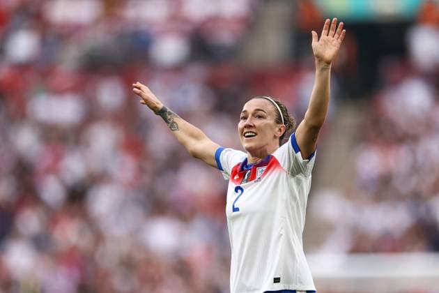 UEFA Womens Nations League 30. Mai 2025, London UEFA Womens Nations League England gegen Portugal Lucy Bronze aus England feiert ihr zweites Tor Foto Jacques Feeney Abseits London UK  Copyright: xJacquesxFeeneyx xOffsidexOffside
