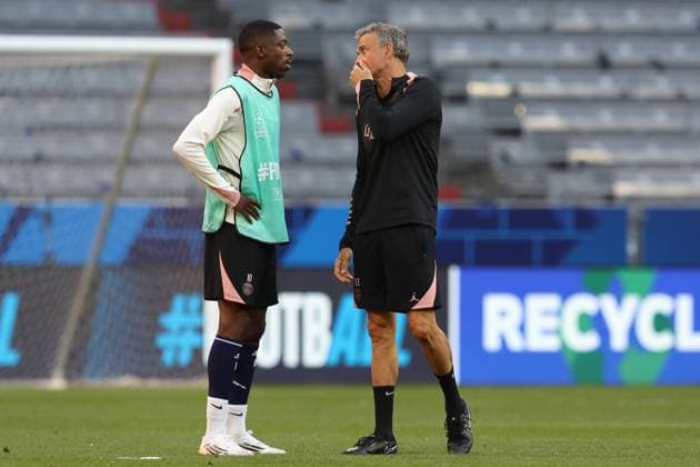 May 30, 2025, Munich, Bayern, Germany: Head coach LUIS ENRIQUE gives pointers to OUSMANE DEMBELE during the PSG training session ahead of the UEFA 2024 25 Final between PSG and INTER at the Allianz Arena in Munich, Germany Munich Germany - ZUMAc179 20250530_zep_c179_160 Copyright: xMickaelxChavetx