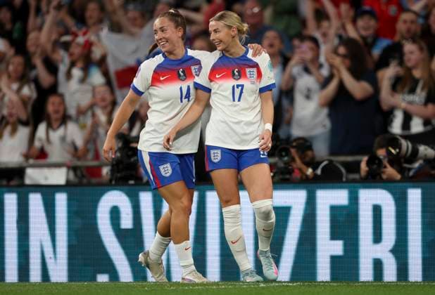 England v Portugal - UEFA Women s Nations League 2024 25 Grp A3 MD5 Maya Le Tissier and Chloe Kelly of England celebrate 6th goal during the UEFA Women s Nations League 2024 25 Grp A3 MD5 match between England and Portugal at Wembley Stadium on May 30, 2025 in London, England. London Wembley Stadium England United Kingdom Copyright: xNealxSimpson Sportsphoto APLx 14127788