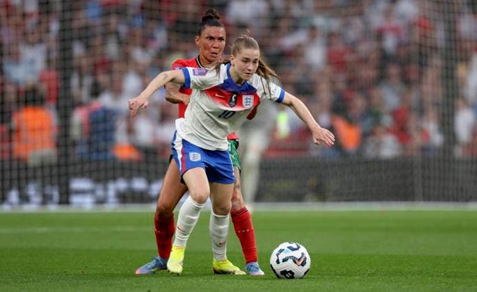England v Portugal - UEFA Women s Nations League 2024 25 Grp A3 MD5 Ana Borges of Portugal and Jessica Park of England challenge during the UEFA Women s Nations League 2024 25 Grp A3 MD5 match between England and Portugal at Wembley Stadium on May 30, 2025 in London, England. London Wembley Stadium England United Kingdom Copyright: xNealxSimpson Sportsphoto APLx 14127843
