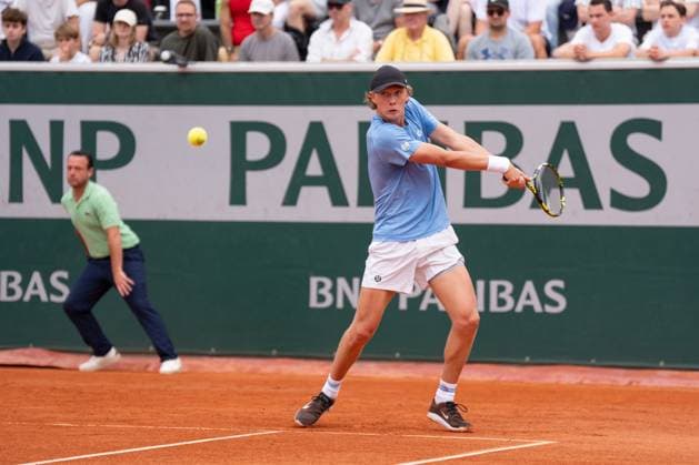 2025-05-31 French Open Roland Garros PARIS, FRANCE - MAY 31: Ethan Quinn of The United States during the French Open at Roland Garros on May 31, 2025 in Paris, France. Paris Roland Garros France Content not available for redistribution in The Netherlands directly or indirectly through any third parties. Copyright: xMarleenxFouchierx