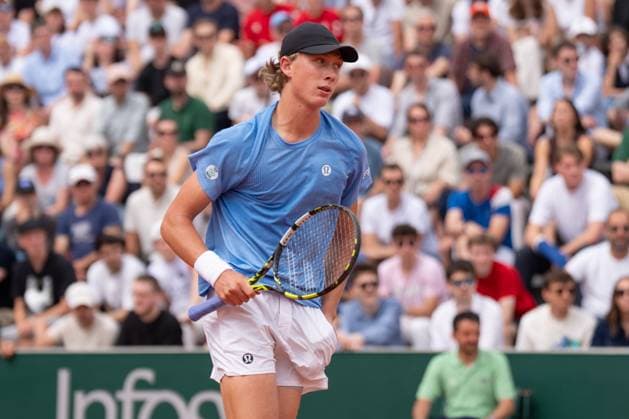 2025-05-31 French Open Roland Garros PARIS, FRANCE - MAY 31: Ethan Quinn of The United States during the French Open at Roland Garros on May 31, 2025 in Paris, France. Paris Roland Garros France Content not available for redistribution in The Netherlands directly or indirectly through any third parties. Copyright: xMarleenxFouchierx