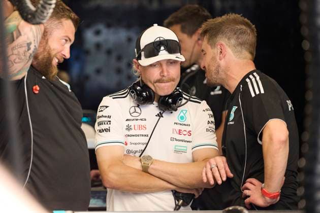 F1 Grand Prix of Spain - Qualifying Valtteri Bottas of Finland looks on during the final practice ahead of the F1 Grand Prix of Spain at Circuit de Barcelona-Catalunya on May 31, 2025, in Barcelona, Spain. Barcelona Circuit de Barcelona-Catalunya Catalunya Spain RL_F1GPESP2025_000450 Copyright: xRicardoxLarreinax