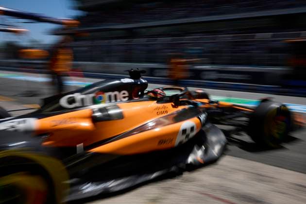 F1 Grand Prix of Spain - Qualifying Oscar Piastri of Australia driving the (81) McLaren Formula 1 Team MCL39 on track during the final practice ahead of the F1 Grand Prix of Spain at Circuit de Barcelona-Catalunya on May 31, 2025, in Barcelona, Spain. Barcelona Circuit de Barcelona-Catalunya Catalunya Spain RL_F1GPESP2025_000459 Copyright: xRicardoxLarreinax