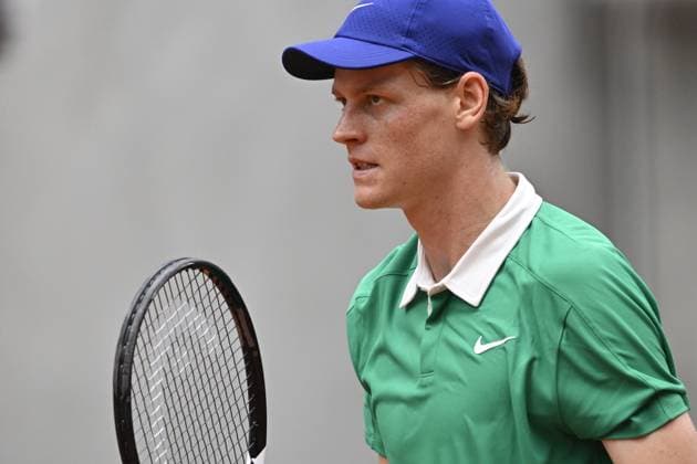 2025 Roland-Garros - Day 7 PARIS, FRANCE - MAY 31: Italy s Jannik Sinner in action against Czech Republic s Jiri Lehecka on day 7 of the French Open tennis tournament on Court Suzanne Lenglen at the Roland-Garros Complex in Paris on May 31, 2025. Burak Akbulut Anadolu Paris France. Editorial use only. Please get in touch for any other usage.  Copyright: x2025xAnadoluxBurakxAkbulutx