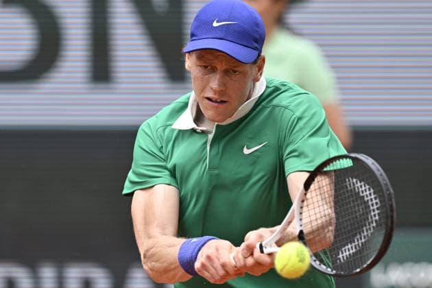2025 Roland-Garros - Day 7 PARIS, FRANCE - MAY 31: Italy s Jannik Sinner in action against Czech Republic s Jiri Lehecka on day 7 of the French Open tennis tournament on Court Suzanne Lenglen at the Roland-Garros Complex in Paris on May 31, 2025. Burak Akbulut Anadolu Paris France. Editorial use only. Please get in touch for any other usage.  Copyright: x2025xAnadoluxBurakxAkbulutx
