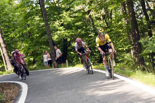 Carapaz Richard of Ef Education - Easypost and Del Toro Romero Isaac of Uae Team Emirates Xrg pink jersey during the stage 20 of the Giro d™Italia from Verres to Sestriere (Via Lattea), Italy - Saturday, May 31, 2025. - cycling.  Copyright: xFabioxFerrari LaPressex