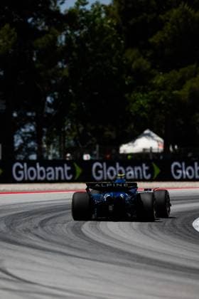 F1 - SPANISH GRAND PRIX 2025 10 GASLY Pierre (fra), Alpine F1 Team A525, action during the Formula 1 Aramco Gran Premio de Espana 2025, Spanish Grand Prix 2025, 9th round of the 2025 FIA Formula One World Championship, WM, Weltmeisterschaft from May 30 to June 1, 2025 on the Circuit de Barcelona-Catalunya, in Montmelo, Spain - MontmeloSpain  Copyright: xJavierxJimenezx